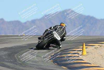 media/Oct-19-2024-CVMA (Sat) [[7df39c5a0d]]/Race 8- Formula 40 MW and LW/